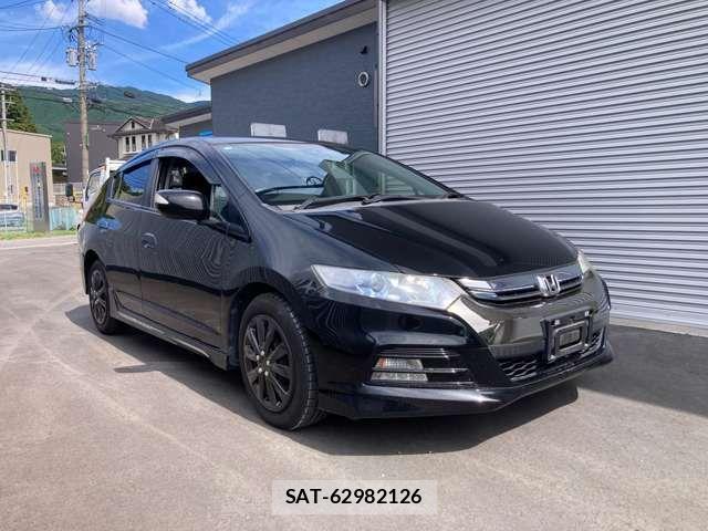 Honda INSIGHT EXCLUSIVE 2012-05 8780634-5