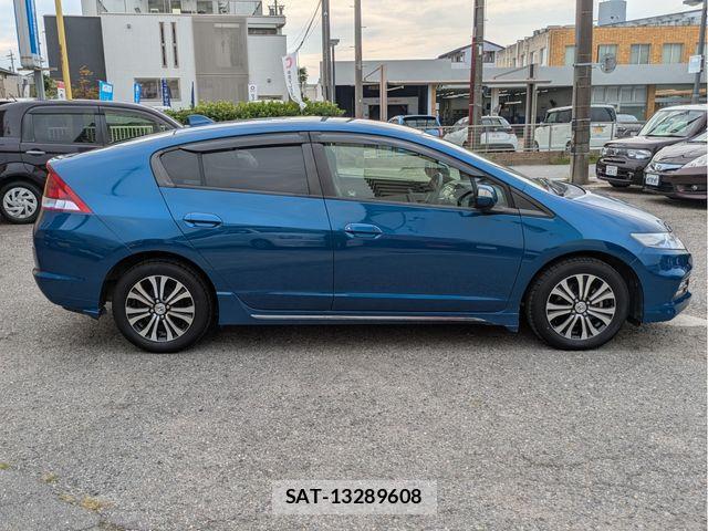 Honda INSIGHT EXCLUSIVE 2012-03 8880180-18