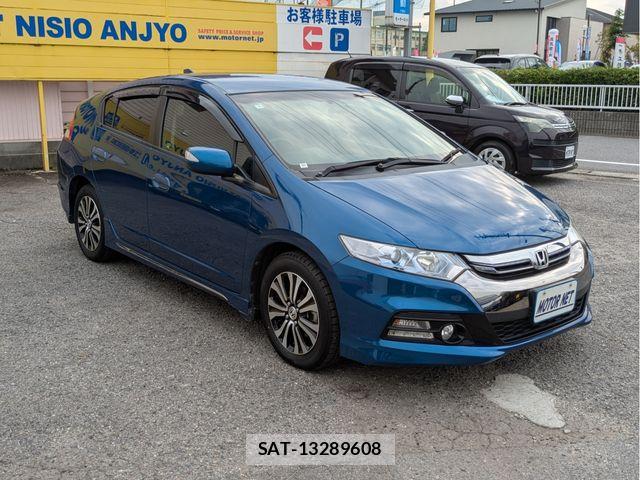Honda INSIGHT EXCLUSIVE 2012-03 8880180-19