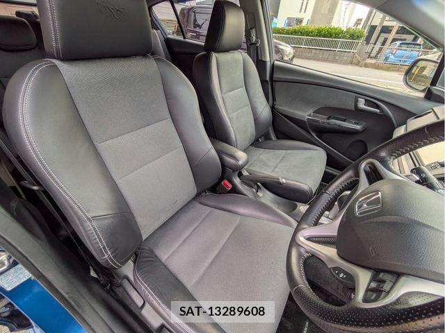 Honda INSIGHT EXCLUSIVE 2012-03 8880180-26