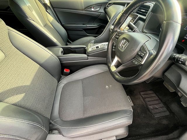 Honda INSIGHT 2020-11 1546075-3