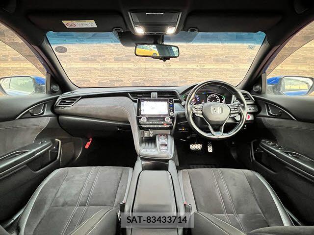 Honda INSIGHT 2021-02 3672473-1