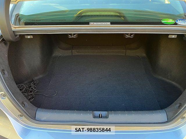 Honda INSIGHT 2019-03 4139604-20