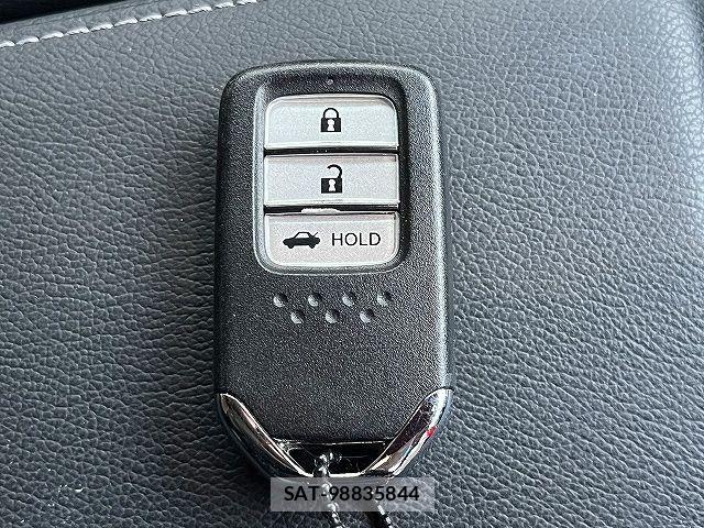 Honda INSIGHT 2019-03 4139604-25