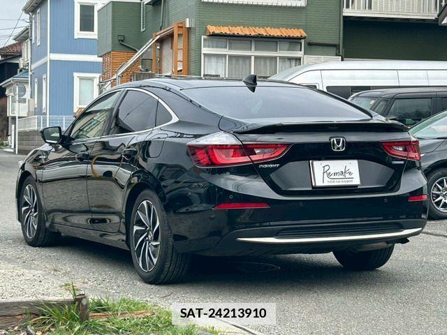 Honda INSIGHT 2019-02 4241398-6