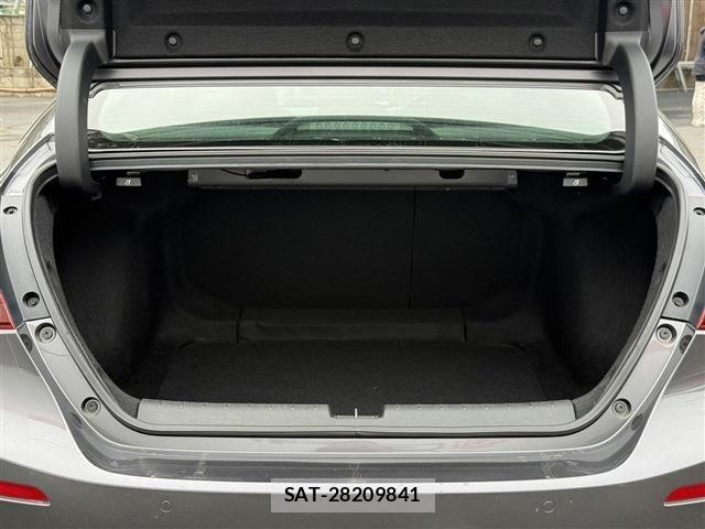 Honda INSIGHT 2018-12 4325284-15