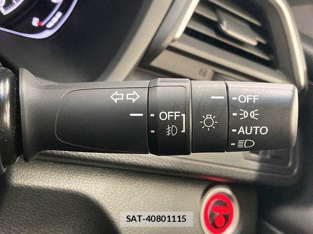 Honda INSIGHT 2019-09 5869705-10