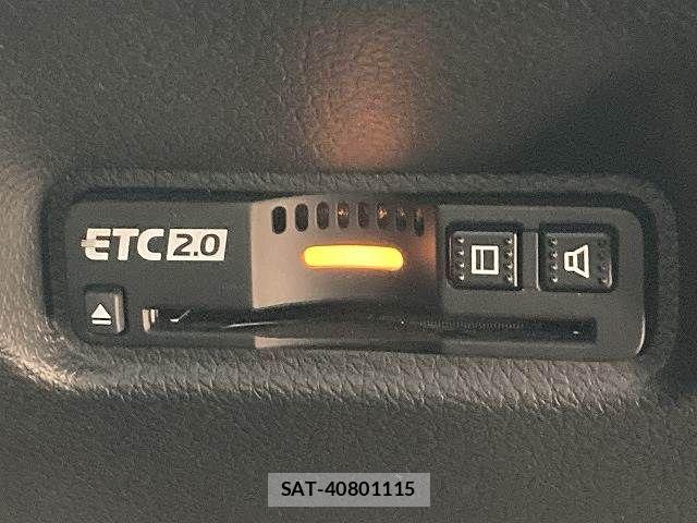Honda INSIGHT 2019-09 5869705-11