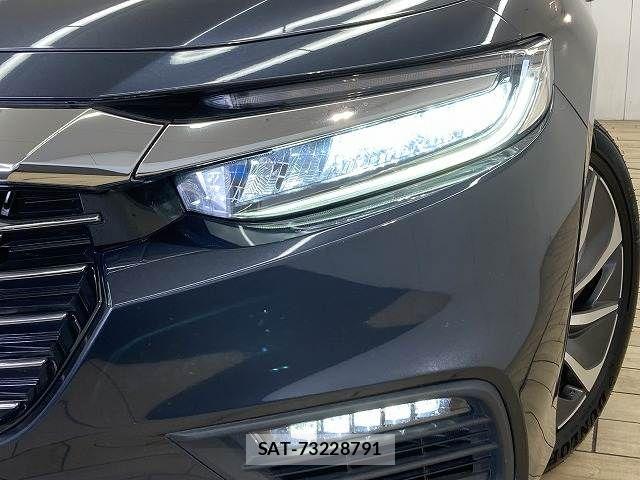 Honda INSIGHT 2019-01 5869708-19