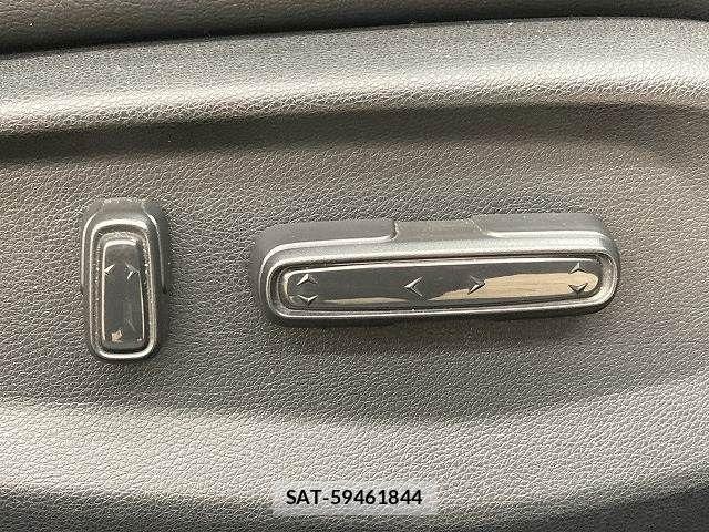 Honda INSIGHT 2019-01 6215729-10