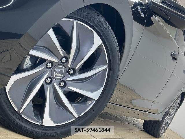 Honda INSIGHT 2019-01 6215729-18