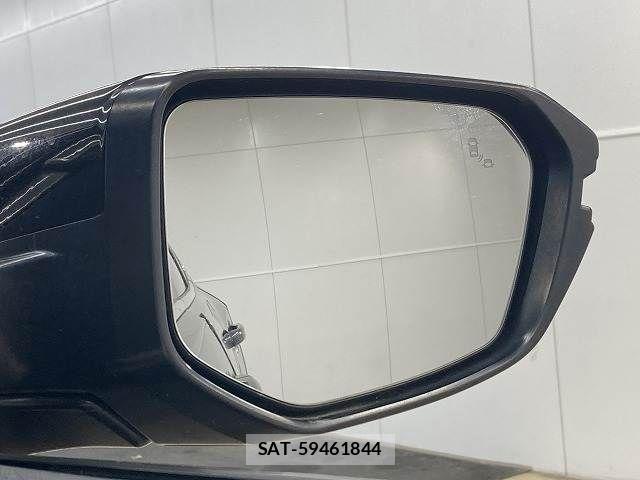 Honda INSIGHT 2019-01 6215729-7