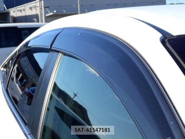 Honda INSIGHT 2021-01 6215732-26
