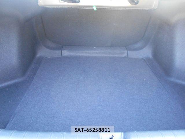 Honda INSIGHT 2019-07 1386478-14