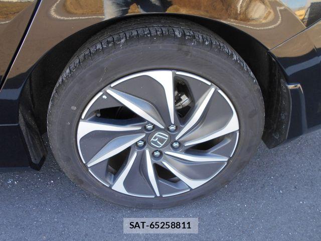 Honda INSIGHT 2019-07 1386478-26