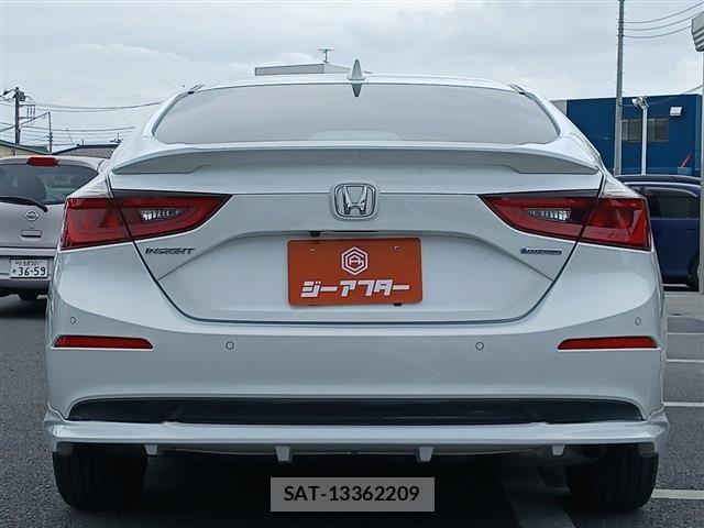 Honda INSIGHT 2019-03 6276512-9