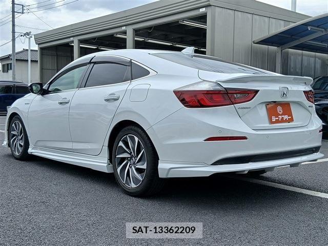 Honda INSIGHT 2019-03 6276512-22