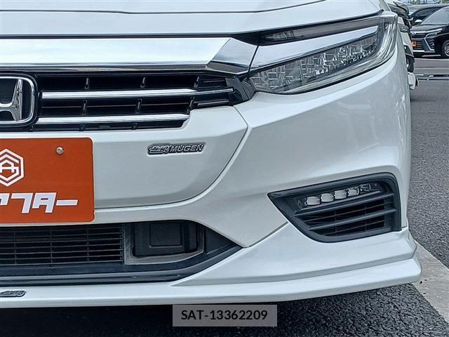 Honda INSIGHT 2019-03 6276512-25