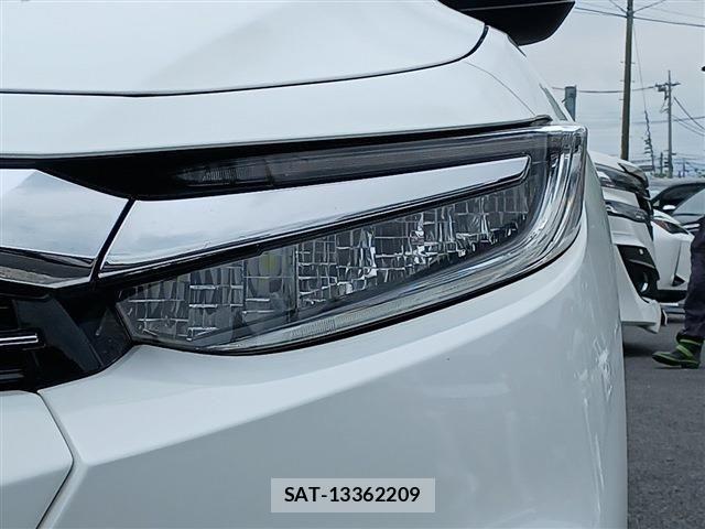 Honda INSIGHT 2019-03 6276512-26
