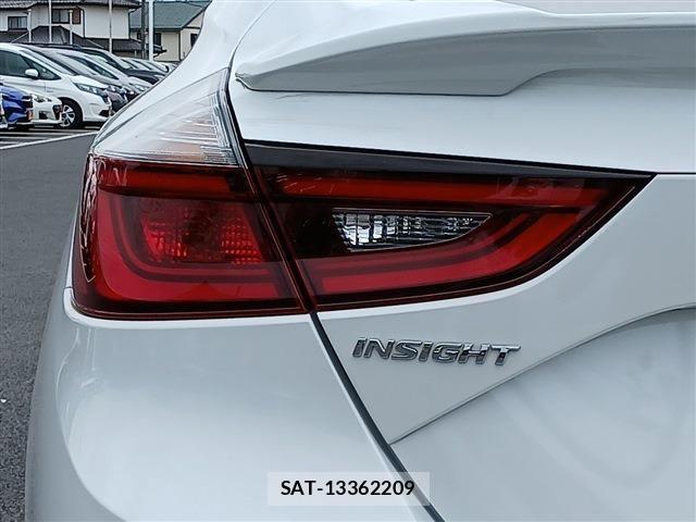 Honda INSIGHT 2019-03 6276512-27