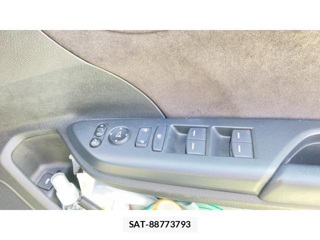 Honda INSIGHT 2020-02 6498633-16