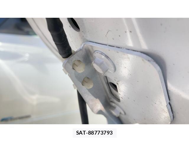 Honda INSIGHT 2020-02 6498633-18