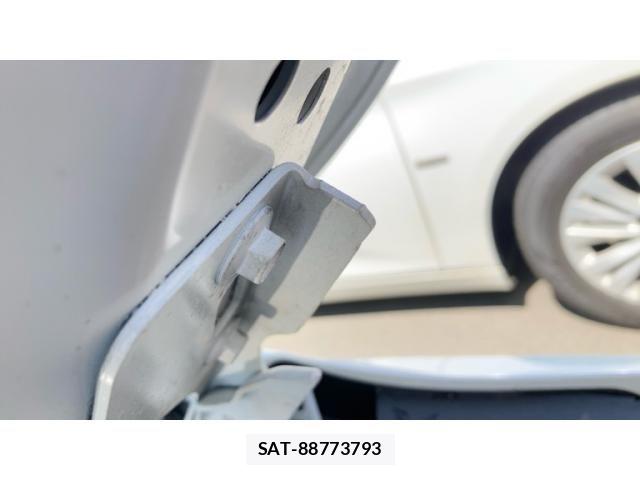 Honda INSIGHT 2020-02 6498633-19