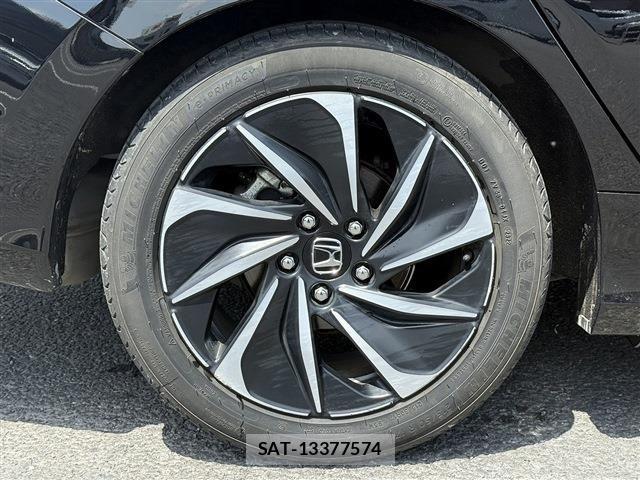 Honda INSIGHT 2018-12 6612381-27