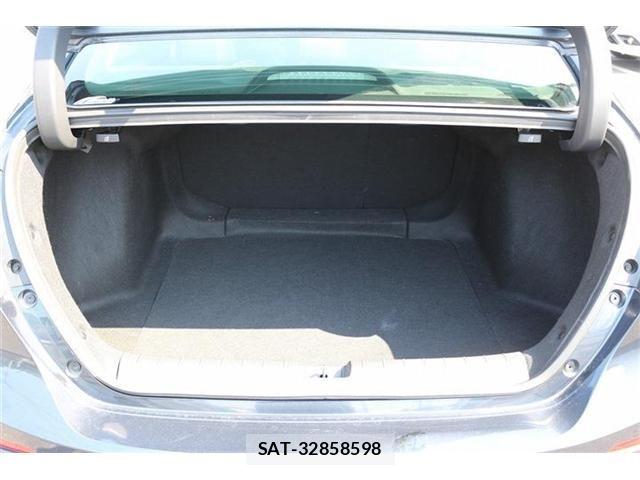 Honda INSIGHT 2018-12 6906726-18