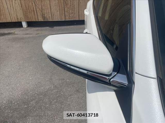 Honda INSIGHT 2019-07 6994371-27