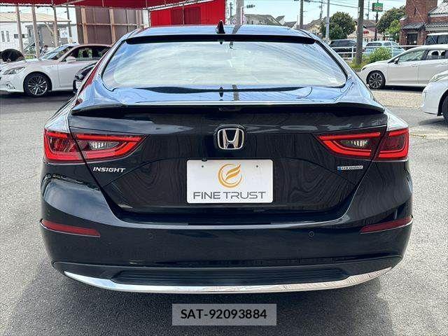 Honda INSIGHT 2019-12 7219947-18
