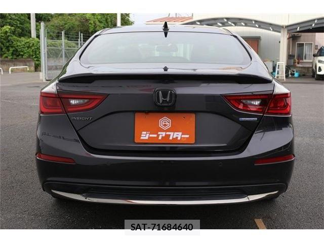 Honda INSIGHT 2019-04 7219950-9