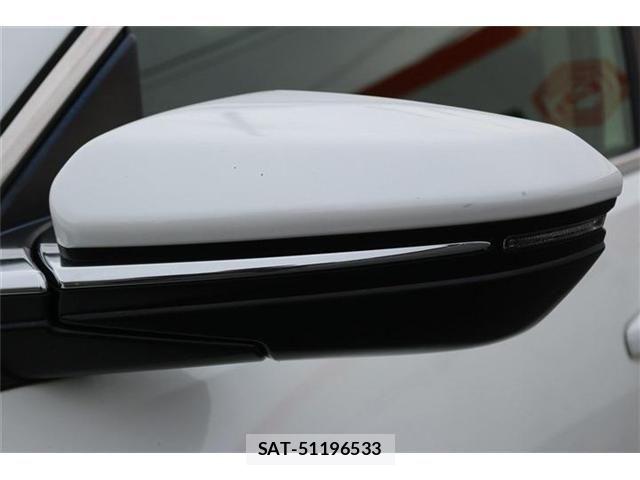 Honda INSIGHT 2021-05 7272084-28