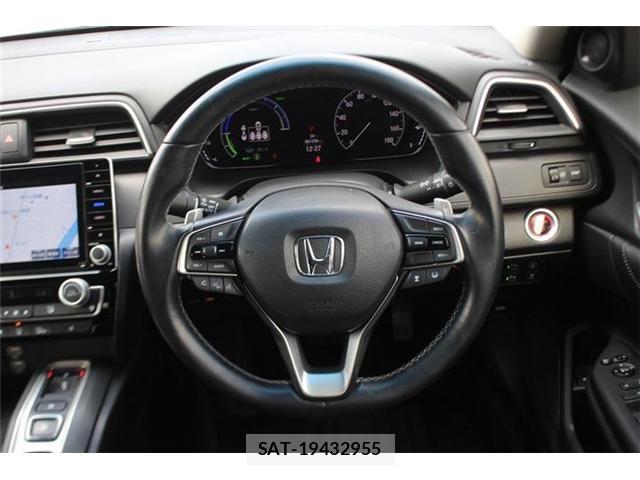 Honda INSIGHT 2019-07 7327606-13