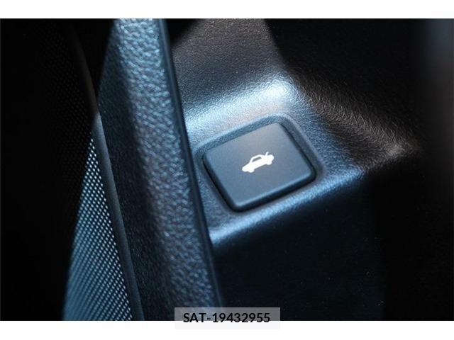 Honda INSIGHT 2019-07 7327606-20