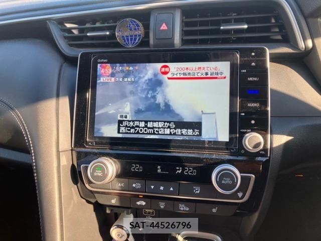 Honda INSIGHT 2019-07 7392443-24