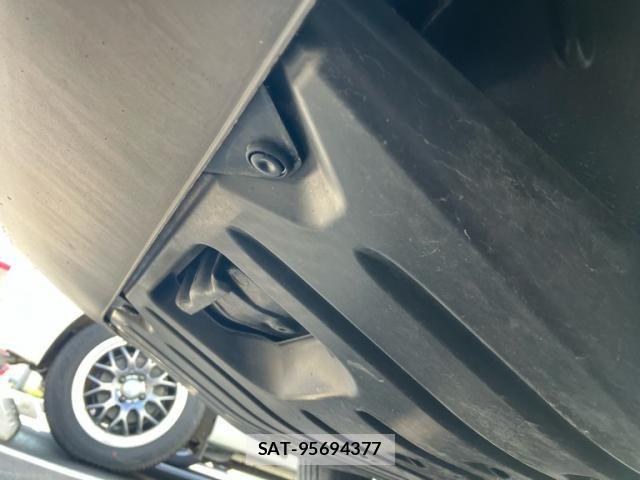 Honda INSIGHT 2019-08 7500986-9