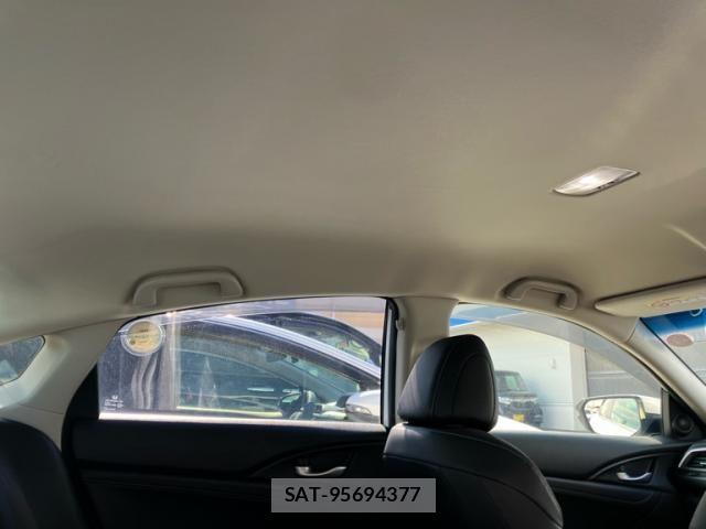 Honda INSIGHT 2019-08 7500986-17