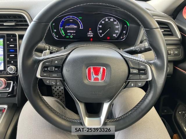 Honda INSIGHT 2019-03 7617195-17