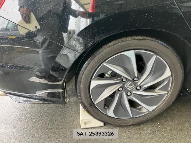 Honda INSIGHT 2019-03 7617195-19