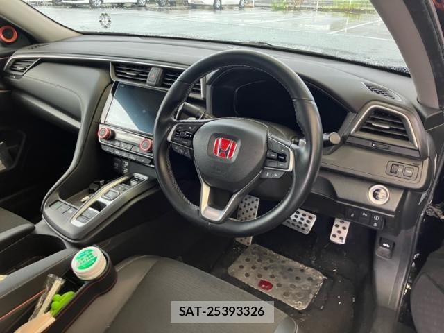 Honda INSIGHT 2019-03 7617195-6