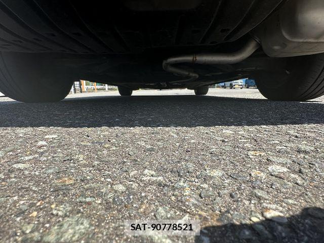 Honda INSIGHT 2022-03 7617194-24