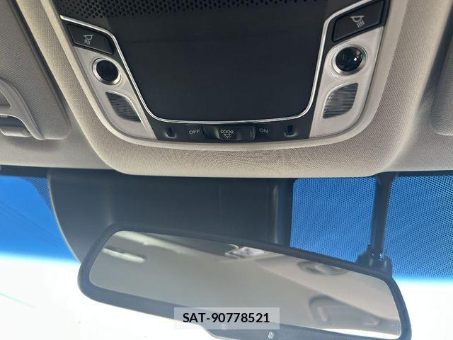 Honda INSIGHT 2022-03 7617194-25