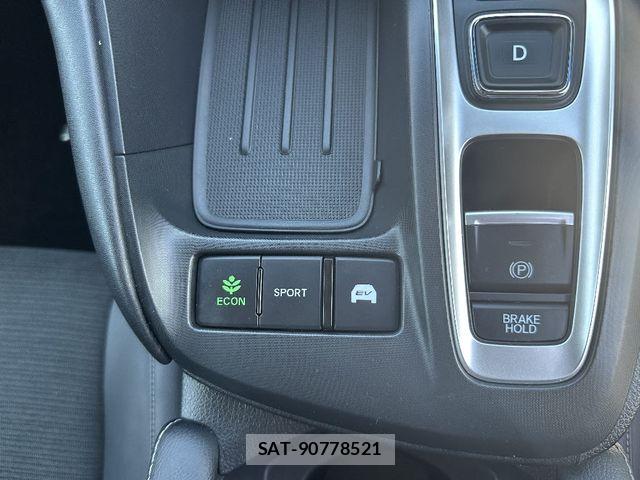 Honda INSIGHT 2022-03 7617194-27