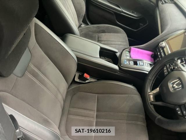 Honda INSIGHT 2019-05 8036077-9