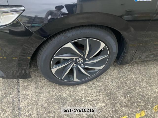 Honda INSIGHT 2019-05 8036077-4
