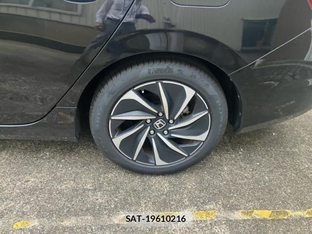 Honda INSIGHT 2019-05 8036077-5