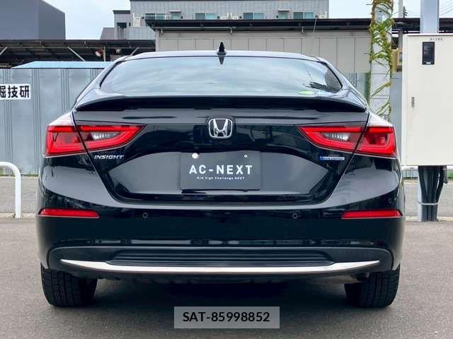 Honda INSIGHT 2019-01 8130632-16