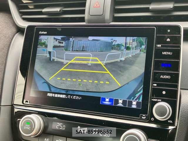 Honda INSIGHT 2019-01 8130632-1