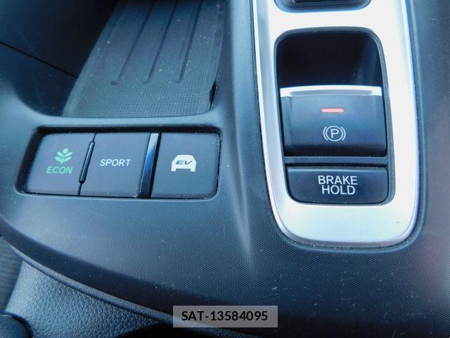 Honda INSIGHT 2019-07 8230415-12